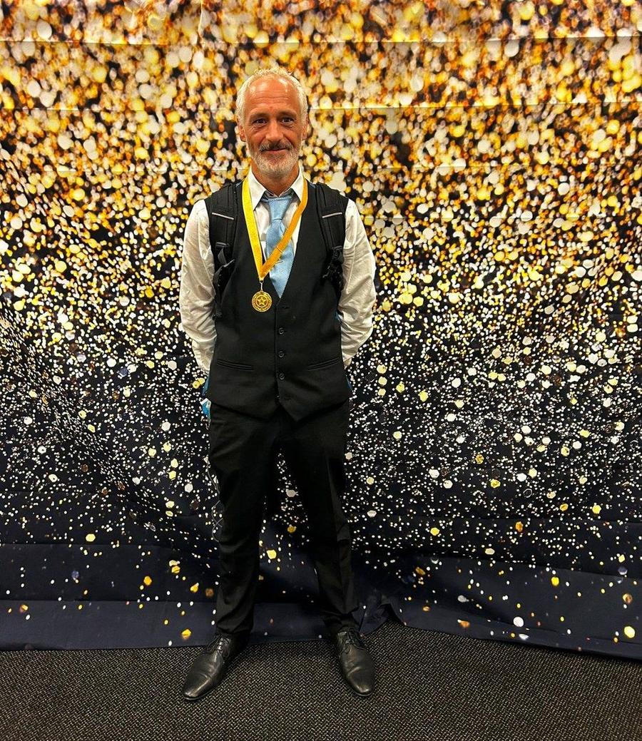 Daz wearing the Hearts of Gold medal